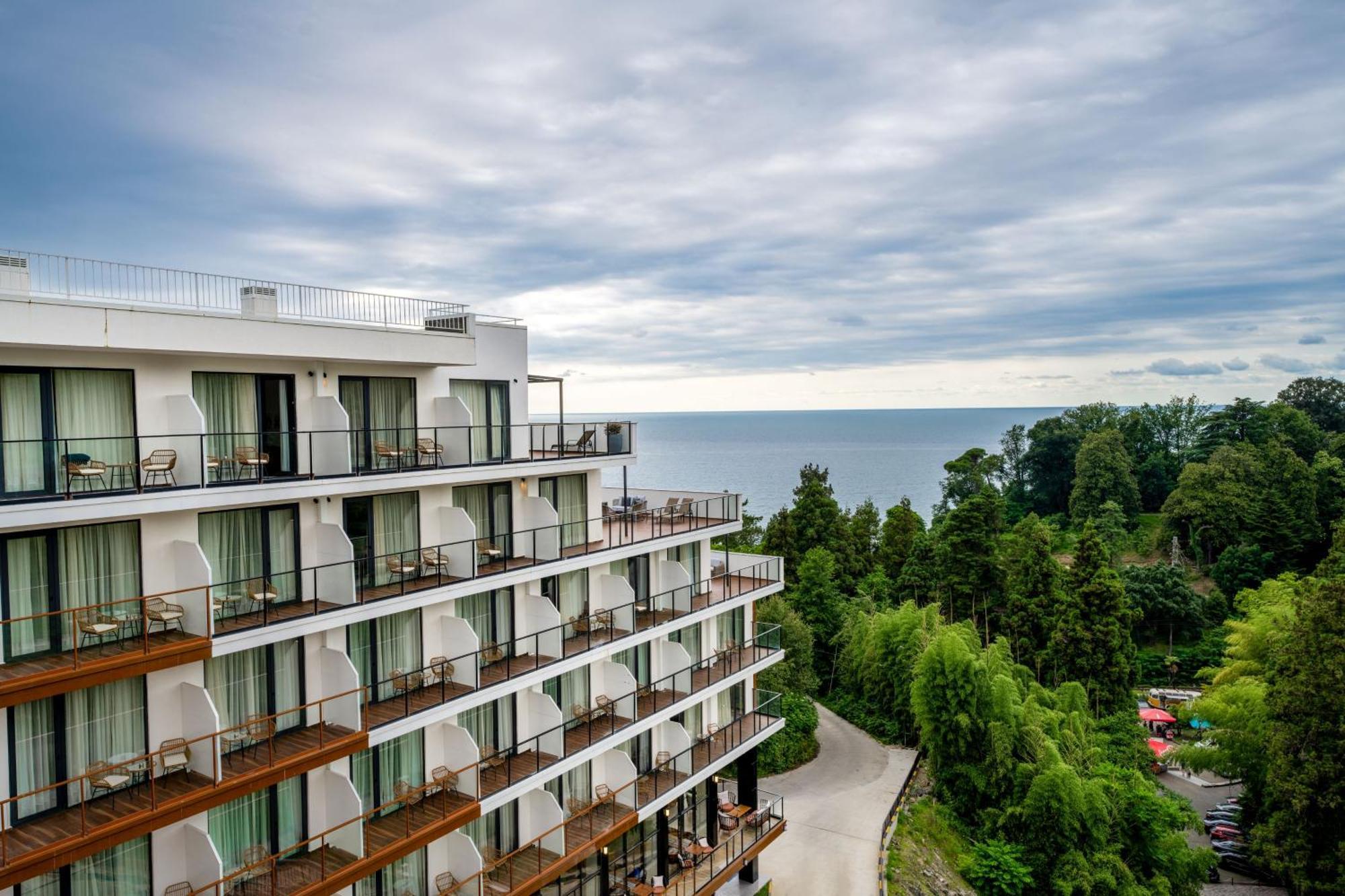 Greenwood Batumi Exterior photo